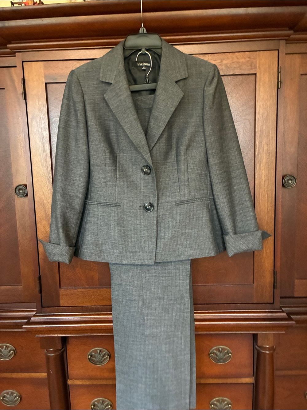 Le Suit Gray Women's Blazer & Skirt Suit
